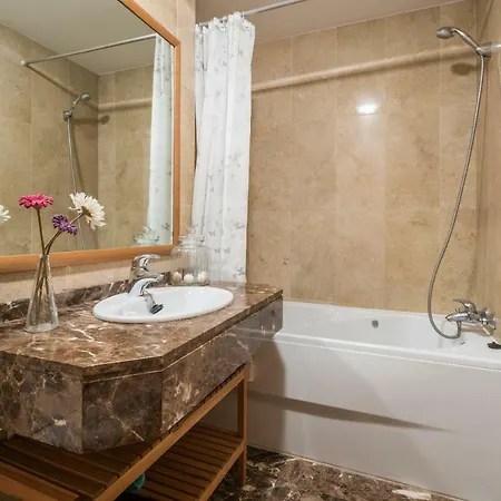 Wintowinrentals Parque Litoral, Family & Apartament *